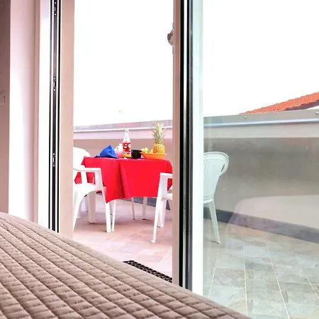 Attico Mutti Лоано