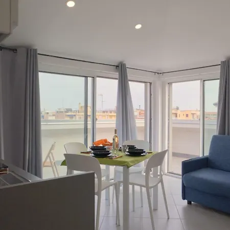Attico Mutti * לואנו